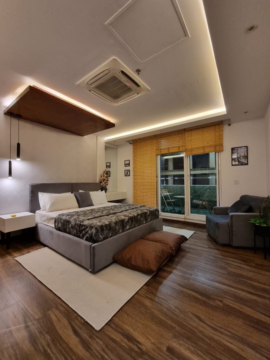 Goldcrest Cozy Studio – DHA Lahore City View